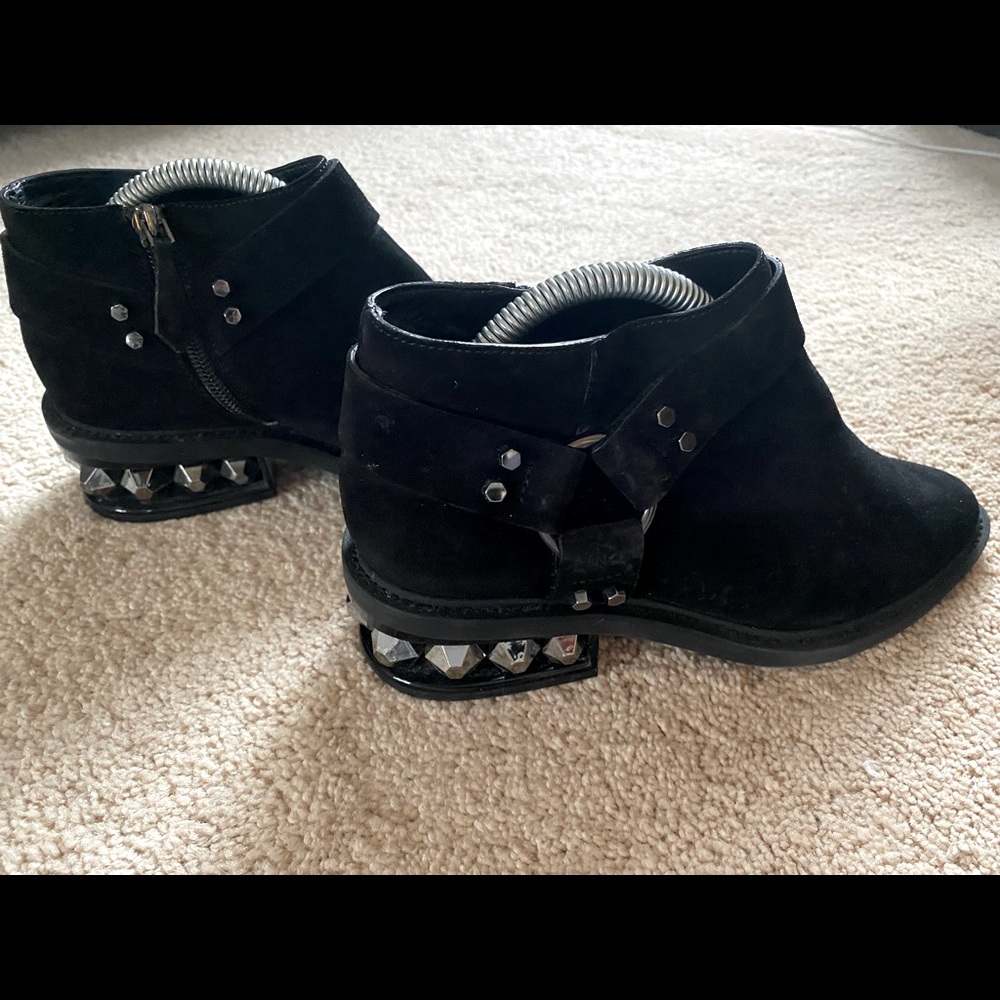 Nicholas Kirkwood Suede Booties 35.5